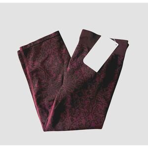 Fabletics Women Sebastian 0-2 Seamless Jacquard Print Crop Tight Leggings Purple